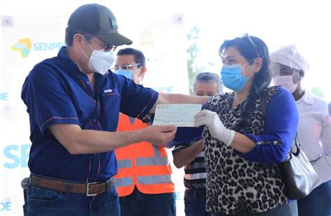 Beneficiados | credito solidario este dia muy contentos porque hemos dado respuesta al sector agrícola del depto de #colón por medio se #creditosolidario en esta oportunidad muchos. Crédito Solidario desembolsará más 1,800 millones de lempiras en 2021 | Diario El Mundo ...