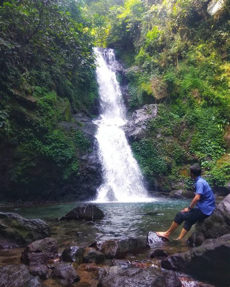 Salah satu yang populer ialah air terjun blangsinga. Foto, Lokasi, Rute Dan Harga Tiket Masuk Air Terjun Sekar ...