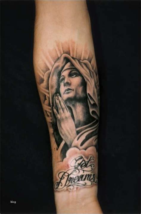 Tattoo of the day goes to josh duffy for this hot rod tattoo. Rocker Tattoos Vorlagen Inspiration Rock N Road Tattoo ...