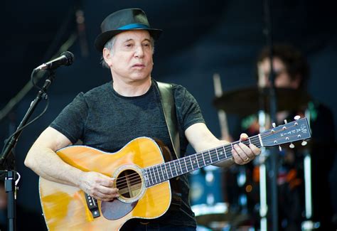 Paul Simon, 75, Performs After Hinting At His Retirement | Access Online