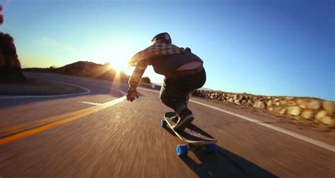 How to stop a skateboard going downhill. 新手小白选购滑板必看 —听说你们还不会买滑板？ - KickerClub