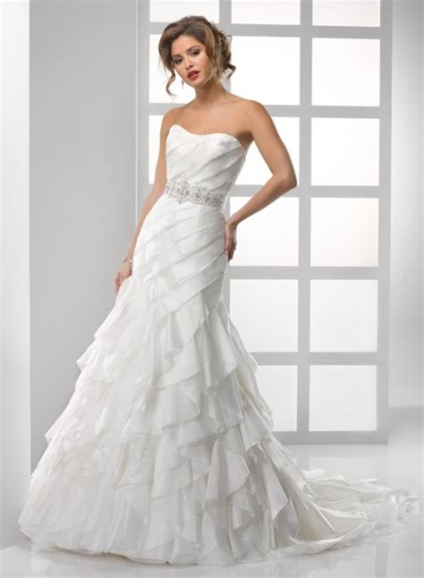 A striking fit and flare gown for the modern bride. 108 best Fit & Flare Wedding Dress images on Pinterest ...