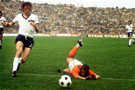 Encuentra imágenes de alemania oriental. ANOTANDO FÚTBOL *: MUNDIAL 1974 * PARTE 13