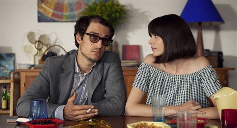 Le Redoutable Michel Hazanavicius Filme Son Godard Avec Louis