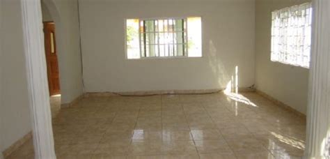 2 bedroom apartments santa cruz. Unfurnished 2 bedroom 1 bathroom ground floor apartment ...