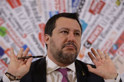 He has also been federal secretary of the northern league since december 2013. Matteo Salvini contro i responsabili: "Una miseria ...