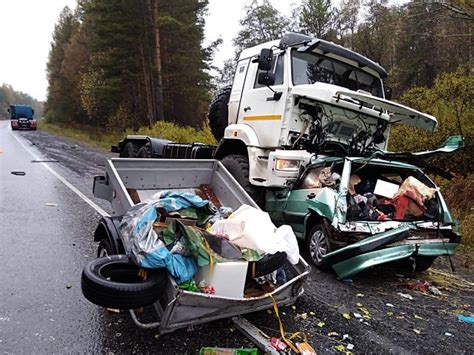 Möödasõitu tegev veoauto põhjustab surmava laupkokkupõrke