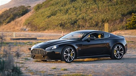 2012 Aston Martin V12 Vantage 6spd Manual - Off The Cuff - YouTube