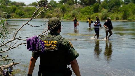 Ocho Migrantes Mueren Ahogados Al Intentar Cruzar El Río Bravo Diario