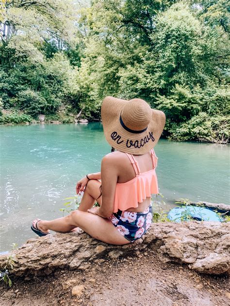 Texas River Tubing San Marcos River What To Know The Fashionable Maven