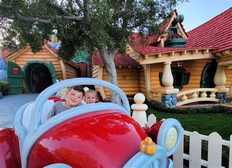 Tips For Mickeys Toontown At Disneyland