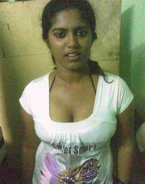 Desitadka Indian Desi Sexy Girls In Salwaar Top Jeans Bra N Pantysaree Hot Maal Selfie