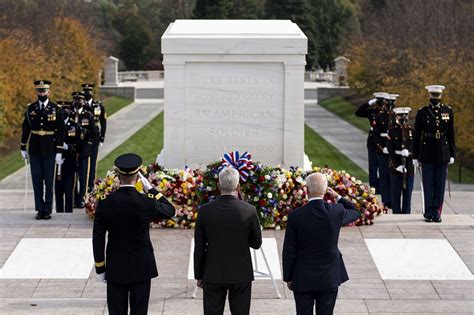 Veterans Day Whats Open Whats Closed Wtop News