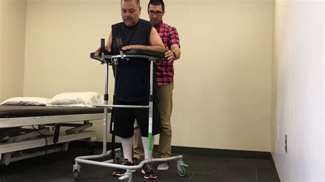 Dynamic Standing Balance Exercises For A Spinal Cord Injury Youtube