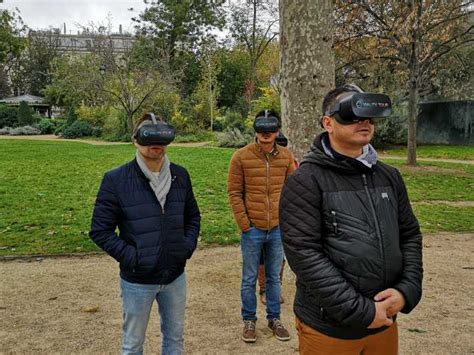 Paris Eiffel Tower Virtual Reality Guided Tour In 1889 Getyourguide