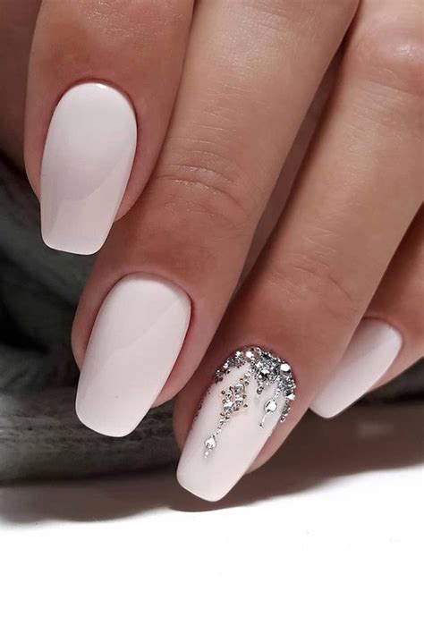 White Nail Designs 30 Best Ideas For Wedding 2022 Guide Vintage