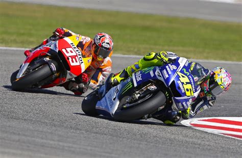 Valentino Rossi Wins San Marino Gp As Marc Marquez Crashes Out