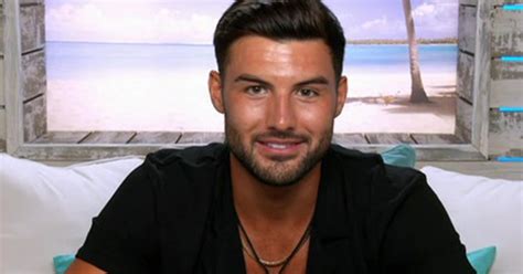 Love Islands Liam Admits Hes In Love With Millie As She Serenades The