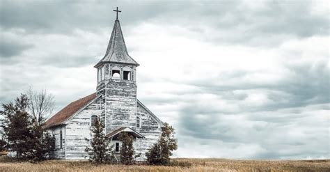 10 Things Everyone Should Know About Baptists