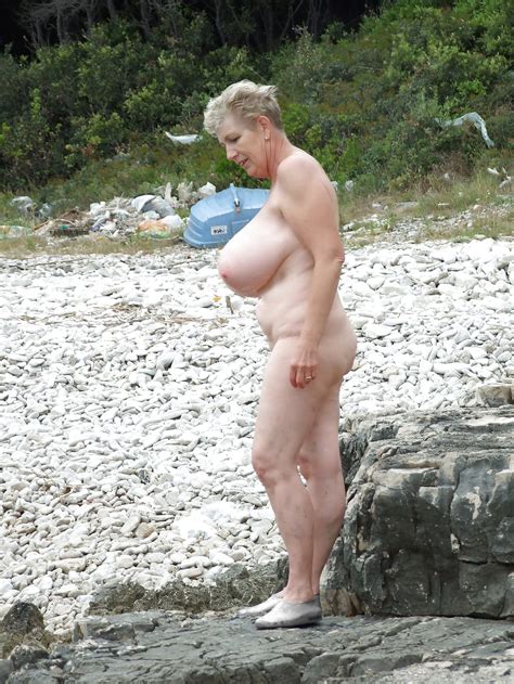 Boobsy Aka Greta Guugili Nudist Granny Outdoor Pics Xhamster
