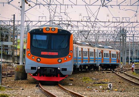 Lik paijo wong jowo neng swedia. Info Lengkap Jadwal KRL Jakarta Kota dan Harga Tiket