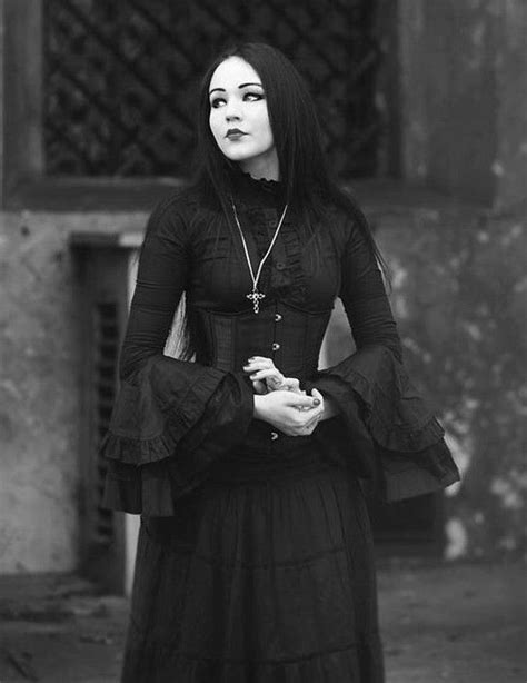 Pin By Albert On Beautiful Goth Outfits Gothic Fashion Romantic Goth