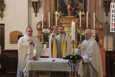 Propst Markus Beim Festgottesdienst „1150 Jahre Pitten Am 01062019