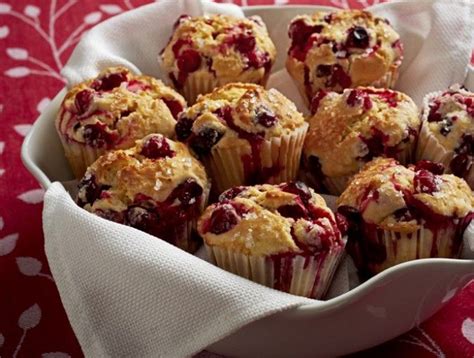 Very gently stir in the cranberries. Best 25+ Cranberry muffins ideas on Pinterest | Cranberry ...