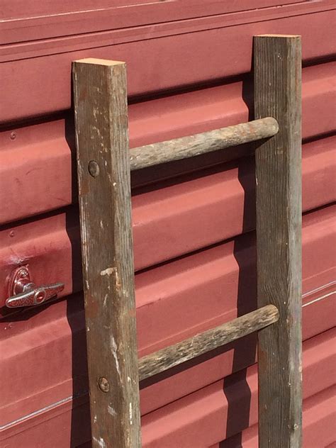 Antique Wooden Blanket Ladder With Chippy Paint Splatter Old Painters