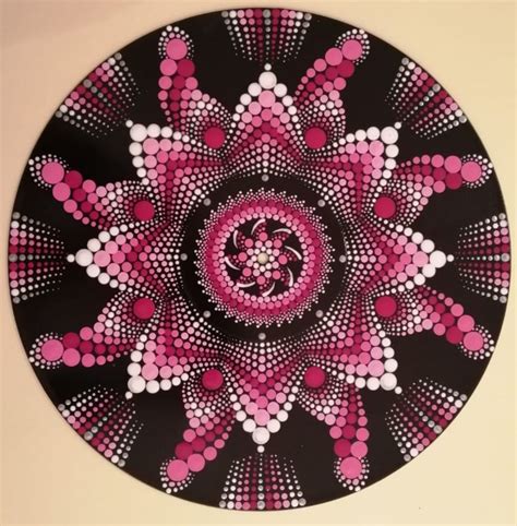 Pin di marcio su Salvamentos rápidos Creazioni decorative Mandala Idee