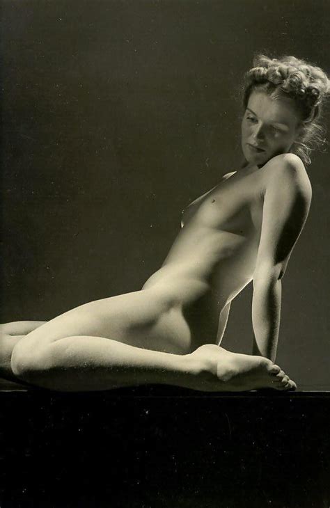 Vintage Erotic Photo Art Nude Model Ziegfeld Girls Pics