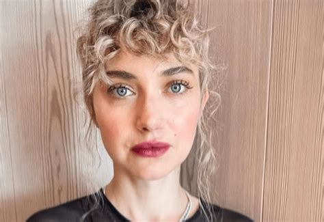 Imogen Poots Height Weight Net Worth Age Birthday Wikipedia Who Nationality Biography
