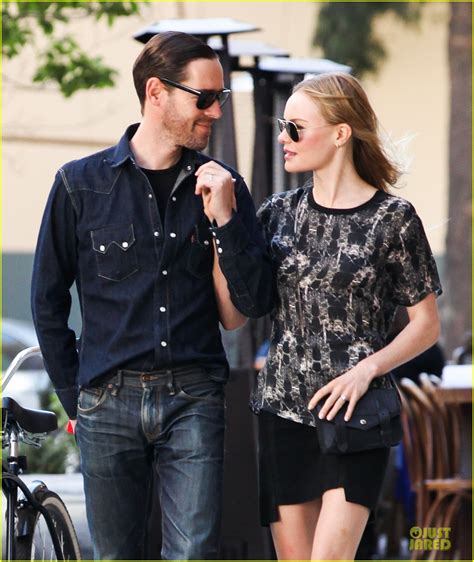 Kate Bosworth And Michael Polish Hold Hands As Newlyweds Photo 2959333 Kate Bosworth Michael
