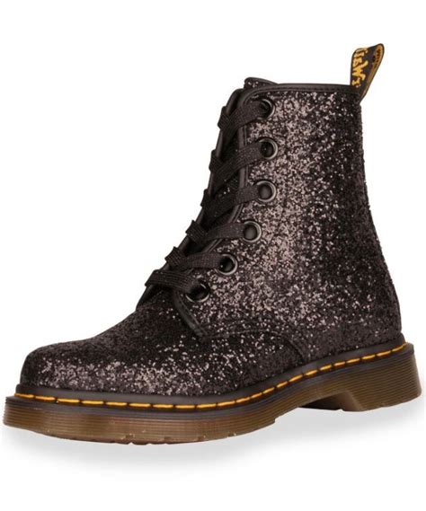Our range includes standout leather platforms as. Dr. Martens Glitzer-Boots in schwarz. #drmartens #schwarz ...