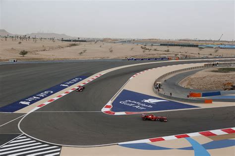 In 2004, bahrain became the first country in the region to host formula 1. Formel 1 Live aus Bahrain 2014: Die erste Kurve der ...