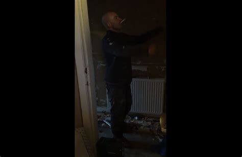 Plumber Caught Dancing On The Job And It S Hilarious Video