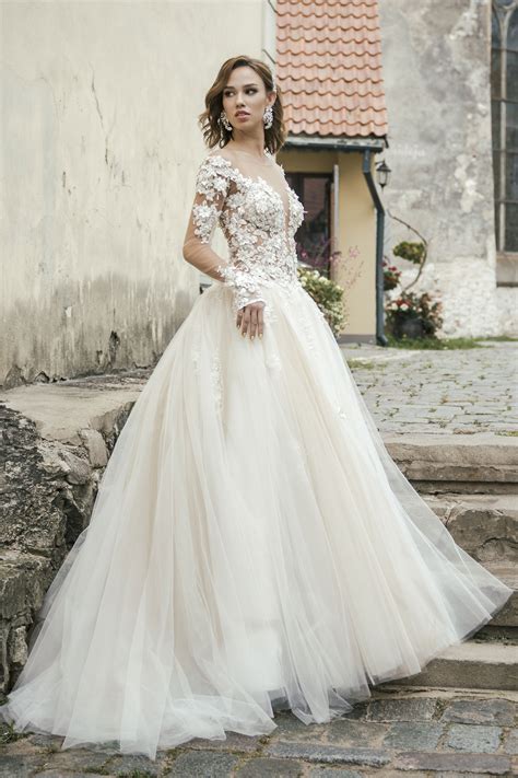 Https://wstravely.com/wedding/anastasia Wedding Dress Designer