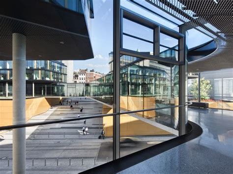 Zentrale der Aachen Münchener Versicherung in Aachen ...