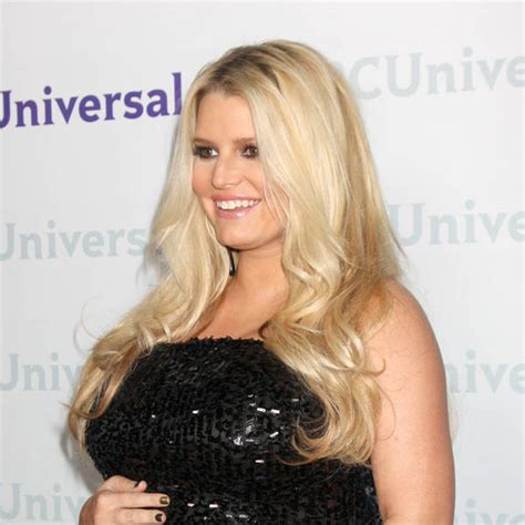 jessica simpson teams with jennifer hudson for weight watchers ad celebrity news showbiz