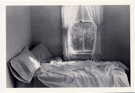 amagansett 1977≈unmade bed≈morning light≈photo by lilo raymond postcard 4x6 ebay unmade bed