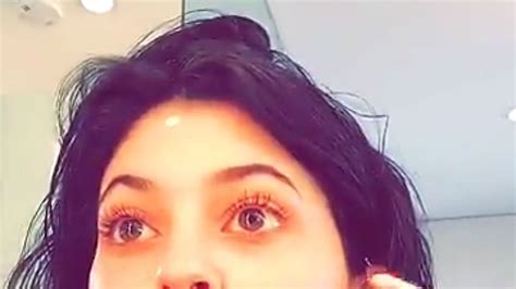 Kylie Jenner Spot Treatment And Skincare Secrets Snapchat Glamour Uk