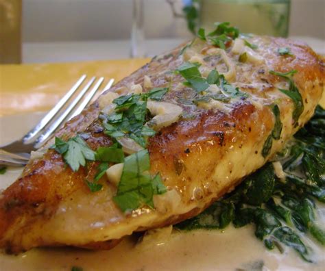 A Sunflower Life: #SundaySupper Chicken Florentine