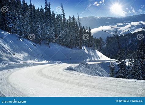 Snowy Mountain Road Stock Image Image Of Season Skii 35916267