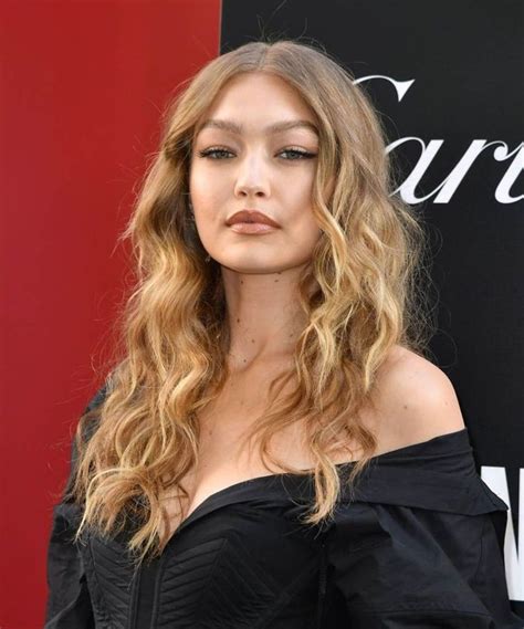Does gigi hadid have breast implants? See Gigi Hadid's Complete Before And After Beauty ...