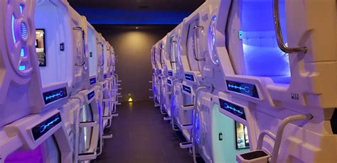 No idea how to get from the airport to the city without getting scammed? Indonesian space capsule hotel in Jakarta International Airport officially opened,space hotel ...