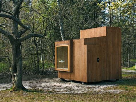 Ein gartenpavillon aus holz im eigenen garten. Gartenpavillon in Asserbo | Garten pavillon, Moderne ...