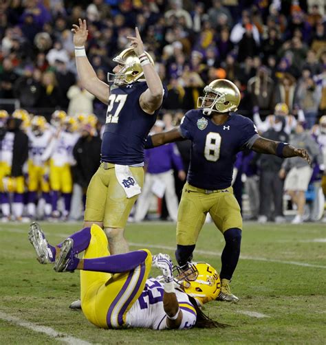 Notre Dame Sneaks Win Over Lsu With Last Second Fg