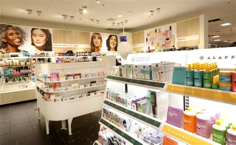 Jcpenney To Expand Beauty Concept — Retail And Leisure International