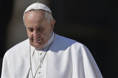 Faccio un plagio e rispondo con una frase non mia. "Papa Francesco è l'unico di sinistra in Italia" | Giornalettismo