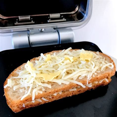 Usaha roti dan kue memang tidak pernah lepas dari mesin oven sebagai mesin utama dalam proses pembuatan roti. Inikah Pemanggang Roti Termahal di Dunia?